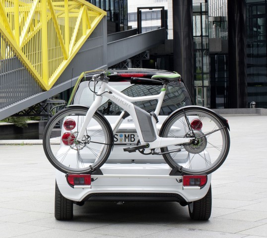 Elektromobilität kombiniert (Bild: Daimler)