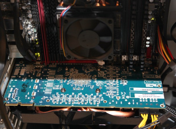 Ein handelsüblicher Kühler reicht.