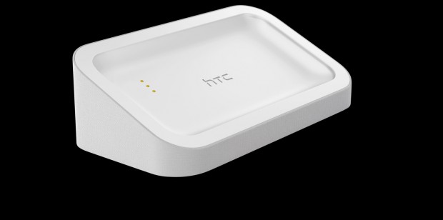 HTC Rhyme mit Dockingstation