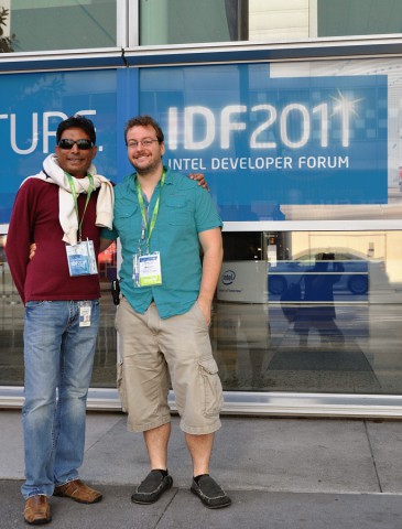 Daniel Pohl von den Intel Labs ist einer der ersten Entwickler vor Ort.