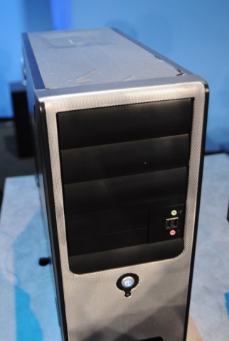 ... und der Demonstrations-PC mit Haswell-CPU (Bild: Nico Ernst)