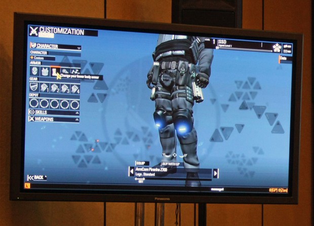 Ein SSD-Experiment: Stiefel, mit denen man schneller rennen kann, weil die Umgebung schneller nachgeladen wird (Bild: Roland Austinant/PCGH)