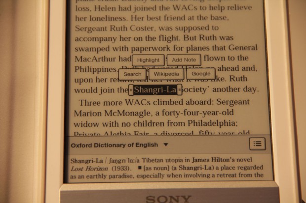 ... sowie Begriffe bei Google oder in der Wikipedia nachschlagen kann. (Foto: Werner Pluta/Golem.de)