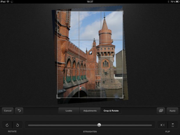 Es stehen verschiedene Bildbearbeitungsmöglichkeiten wie etwa Rotieren zur Verfügung. (Adobe/Screenshot: Golem.de)