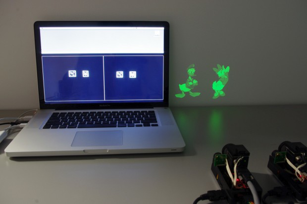 Sidebyside - ein Macbook Pro erstellt die Grafik und analysiert die unsichtbaren Tracking-Daten. (Bild: Disney Research)