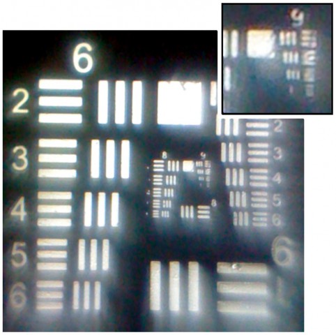Auflösungstargets, mit der modifizierten iPhone-Kamera aufgenommen (Bild: UC Davis/Plosone.org/CC BY 2.5)