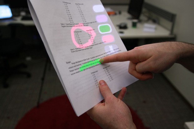 ... oder ein Dokument projiziert, ... (Foto: Chris Harrison)