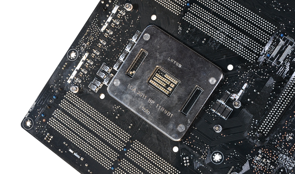 40-neue-pcie-lanes-und-ein-trickreicher-sockel-cpu-core-i7-3960x-im
