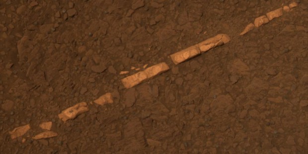 Der Gips sei vom Wasser abgelagert worden, sagen die Wissenschaftler - Homestake in Echt-...  (Bild: Nasa)