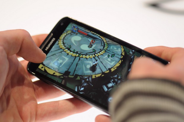 Der Rahmen um das Display ist d&uuml;nn.