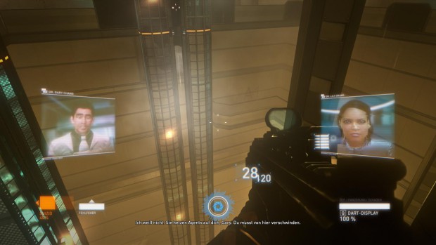 In einer hohen Halle melden sich Verbündete zu Wort.