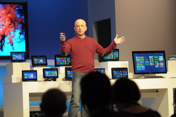 MIcrosofts Windows-Chef Steven Sinofsky stellt die Conusmer Preview von Windows 8 vor.