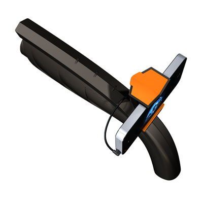 Das Smartphone wird oben eingespannt (Bild: Metalcompass)