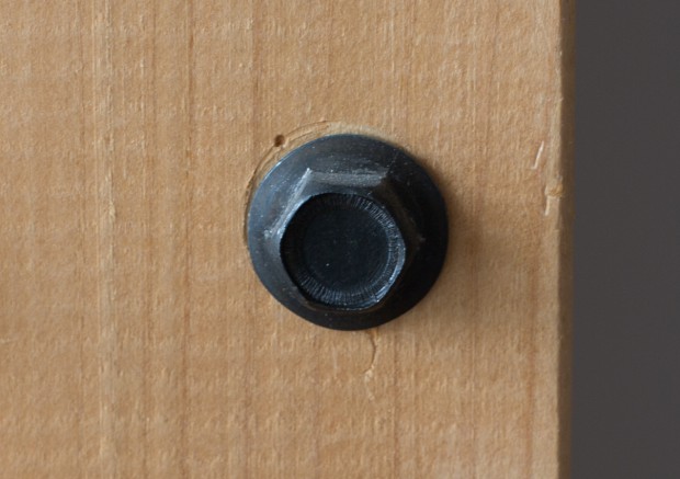 Canon 5D Mark III: Ausschnitt einer Aufnahme bei Tageslicht im Innenraum mit ISO 100, 1/2 Sekunden bei f/8 (Objektiv Canon EF 50 mm 1:1,4 UMS)