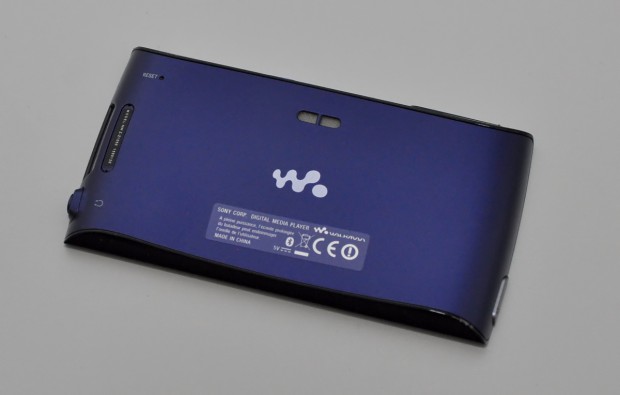 Geschwungene R&uuml;ckseite (Bilder: Nico Ernst/Golem.de)