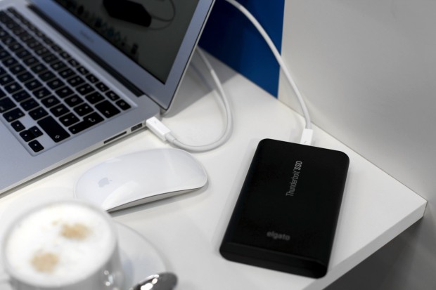 Elgato Thunderbolt SSD - es gibt ein Modell mit 120 und eines mit 240 GByte. (Bild: Golem.de)