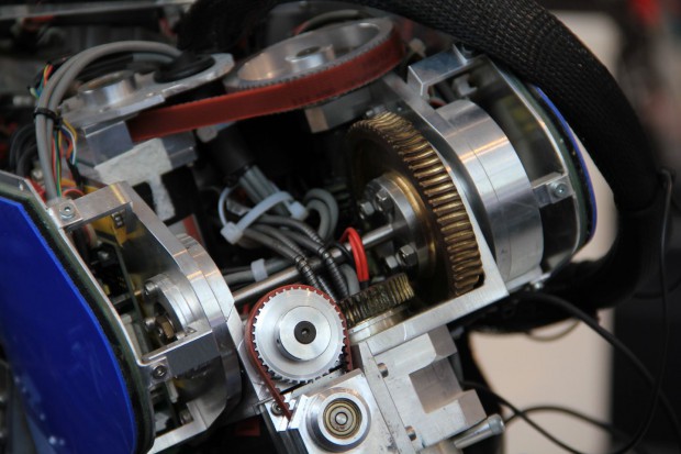 Eine Detailansicht der Schulter (Foto: Werner Pluta/Golem.de)