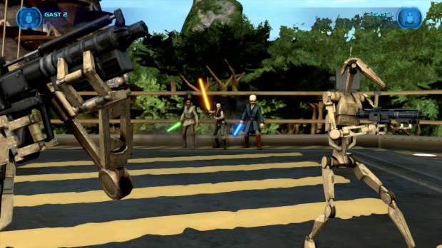 Drei Jedi überraschen Roboterkrieger.