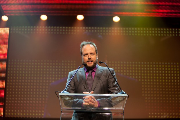 Deutscher Computerspielpreis 2012 - Smudo begeisterte beim anschlie&szlig;enden Lara-Award mit seinem Auftritt. (Bild: Maximilian Knop/Konsole Labs)