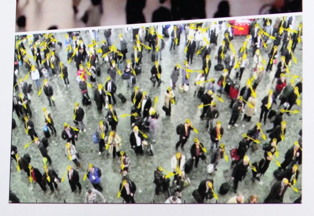 Videoanalyse von Blick und Richtung bei Menschen