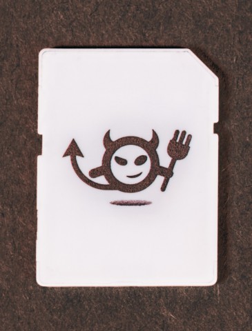 Die Imp Card hat SD-Karten-Abma&szlig;e (Bild: Electric Imp)