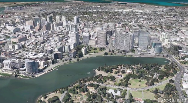 Google wandelt Luftbilder in 3D-Landschaften um (Bild: Google)