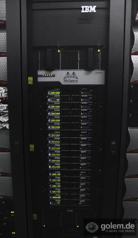 Mellanox-Switches verbinden die Racks des SuperMUC