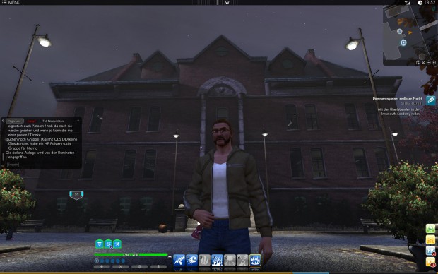 Der Spieler vor einem großen Gebäude mit vielen Überraschungen.