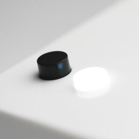 Der Druckknopf des Little Printer (Bild: Berg) 