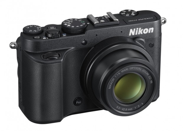 Nikons Coolpix P7700 (Bild: Nikon)