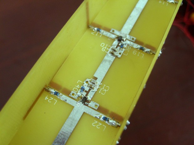 Gegen&uuml;berliegende sind verbunden. (Foto: Zheng Wang/MIT)