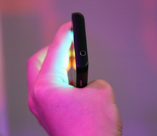 An der Oberseite befindet sich nur der Headset-Anschluss. (Quelle: Jens Ihlenfeld/Golem.de)