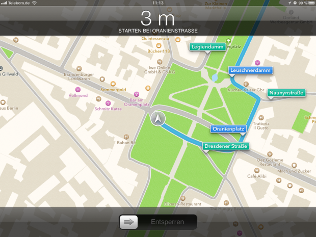 Wir beginnen mit einer Fahrt. Auch im Sperrbildschirm wird eine aktive Navigation angezeigt.