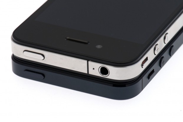 Die Kopfhörerbuchse für das Headset ist nicht mehr oben, ...