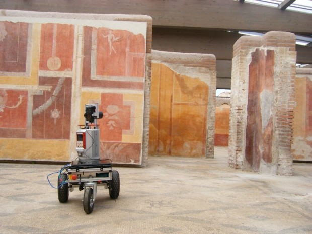 ... in einer antiken Ruine (Foto: Jacobs University)