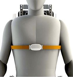 Ein Sensor auf der Brust sammelt Vitaldaten des Trägers. (Bild: Cyberdyne)