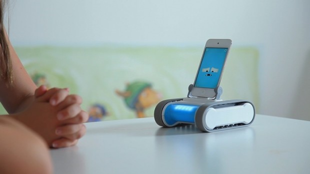 Neuer Romo - ... und auch Gesichter erkennen und unterscheiden können. (Bild: Romotive)