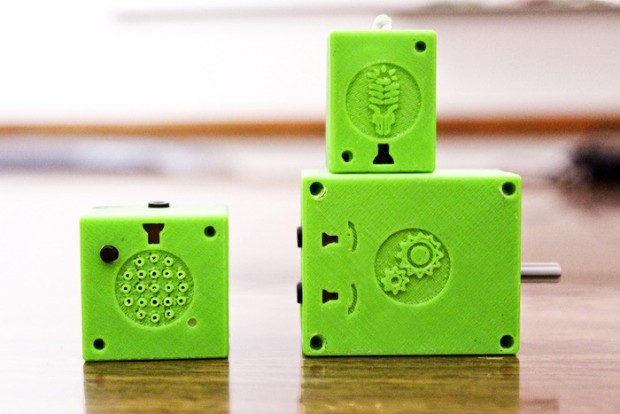 Atoms Express Toys - drei Prototyp-Module mit Gehäuse aus dem 3D-Drucker (Bild: Seamless Toy Company)