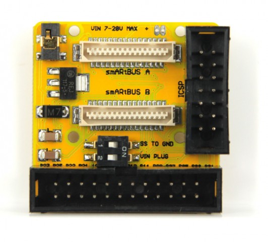 Die Platine mit Anschlüssen für Flachbandkabel