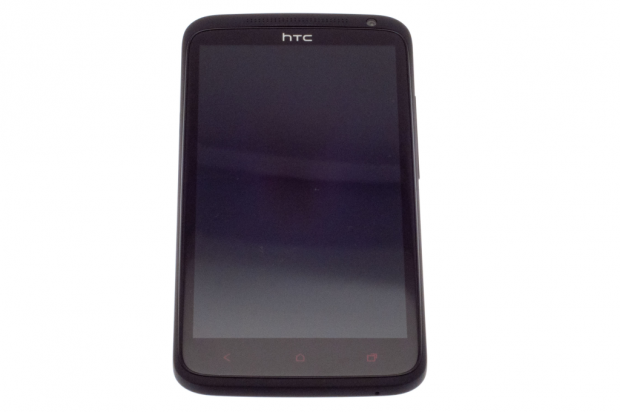 Das Display ist durch Gorilla Glass von Corning geschützt. (Bild: Nina Sebayang/Golem.de)