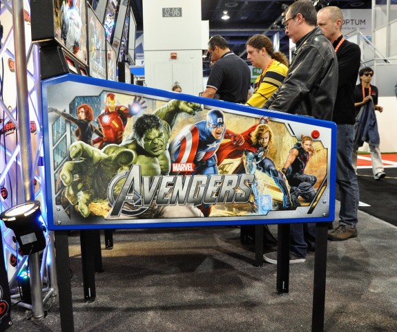 Sterns neuer Heimflipper 'Avengers' (Foto: Nico Ernst/Golem.de)