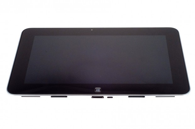 ...  ist der Micro-USB-Anschluss sowie der Dockanschluss zu sehen, ...