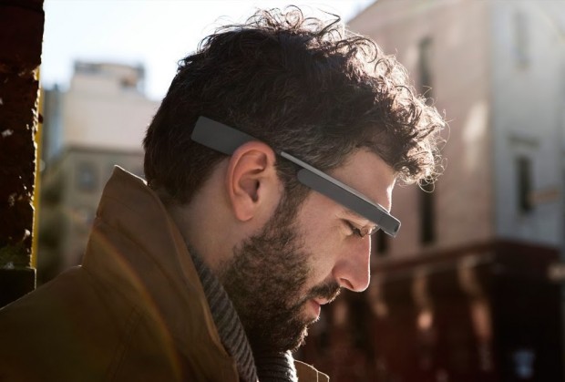 Google Glass - so könnte die Datenbrille später aussehen. (Bild: Google)