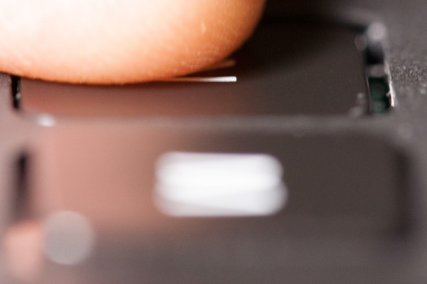 Ein Druck auf eine Taste sorgt für eine seitliche Verschiebung. (Foto: Andreas Sebayang/Golem.de)