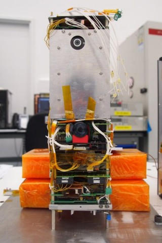 Er soll Ende Februar 2013 von Indien aus in den Orbit geschossen werden. (Foto: SSTL)