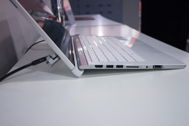 Das ausgestellte Modell besaß noch keine dedizierte Grafik. (Foto: Andreas Sebayang/Golem.de)