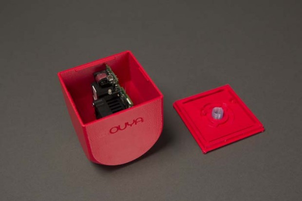 Gedrucktes Ouya-Gehäuseteil mit Innenleben (Bild: Makerbot)