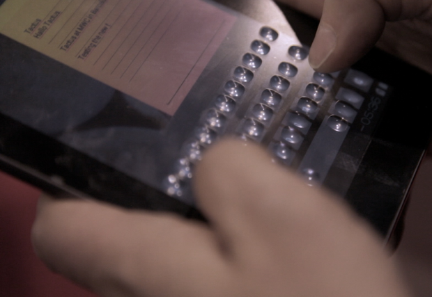 Tactus zeigt dynamischen Touchscreen mit Tactile-Layer-Technik. (Quelle: Daniel Pook / Golem.de)