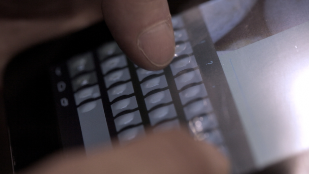 Tactus zeigt dynamischen Touchscreen mit Tactile-Layer-Technik. (Quelle: Daniel Pook / Golem.de)