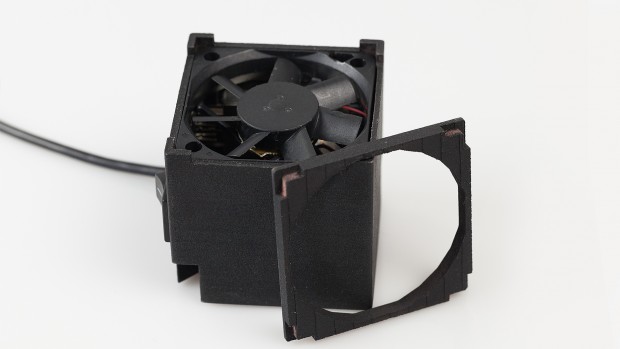 Alle Teile sind ohne Verklebungen oder Lötstellen eingebaut. (Bild: Golem.de)